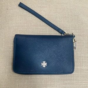 Tory Burch Robinson Navy Blue Wristlet Wallet